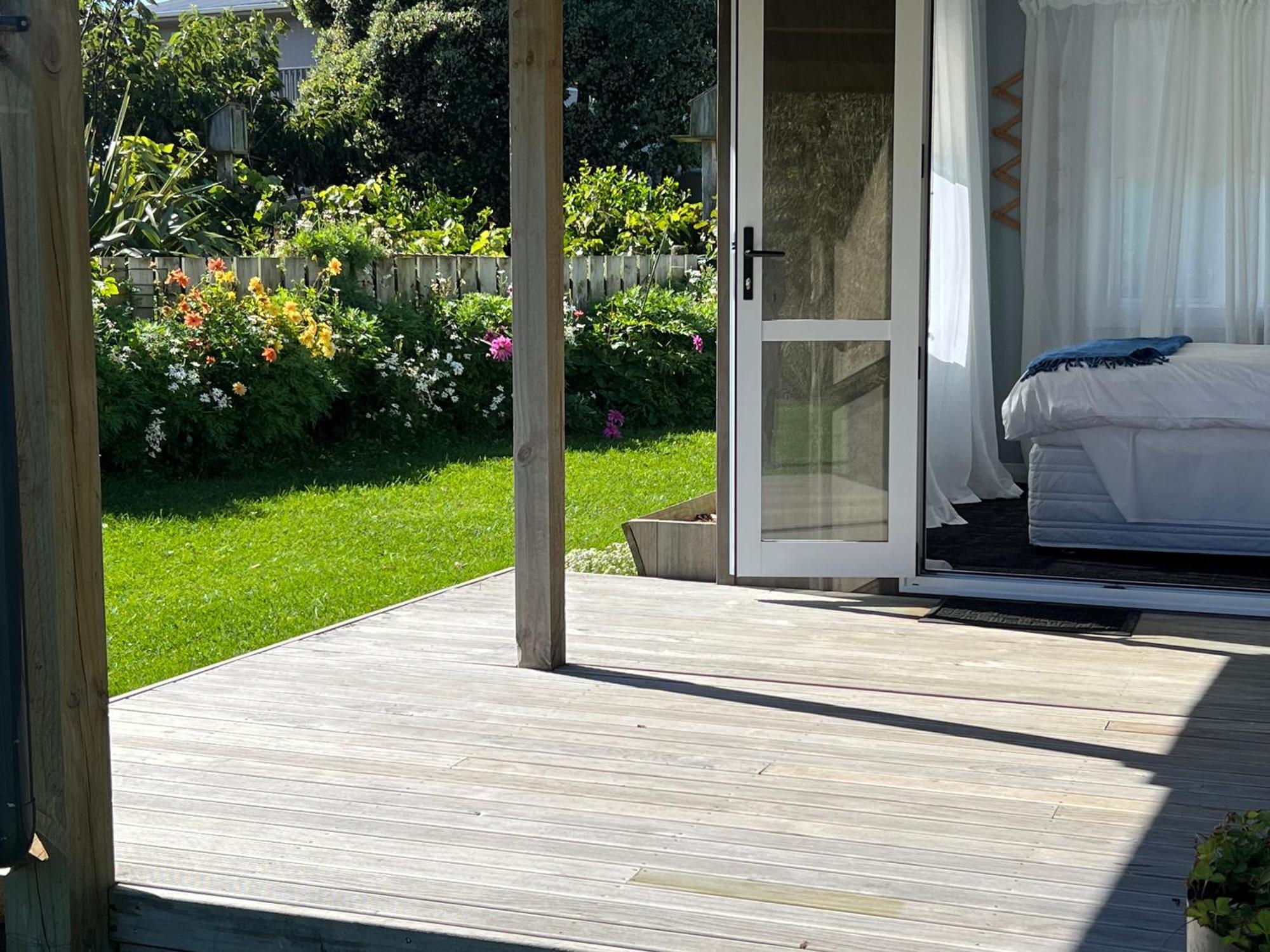 @Taradise-Opunake - Eco-Friendly Coastal Hideaway Exterior photo